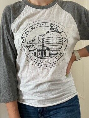 Fixer Upper Magnolia Waco Texas Gray Raglan Baseball Tee Adult Size Medium